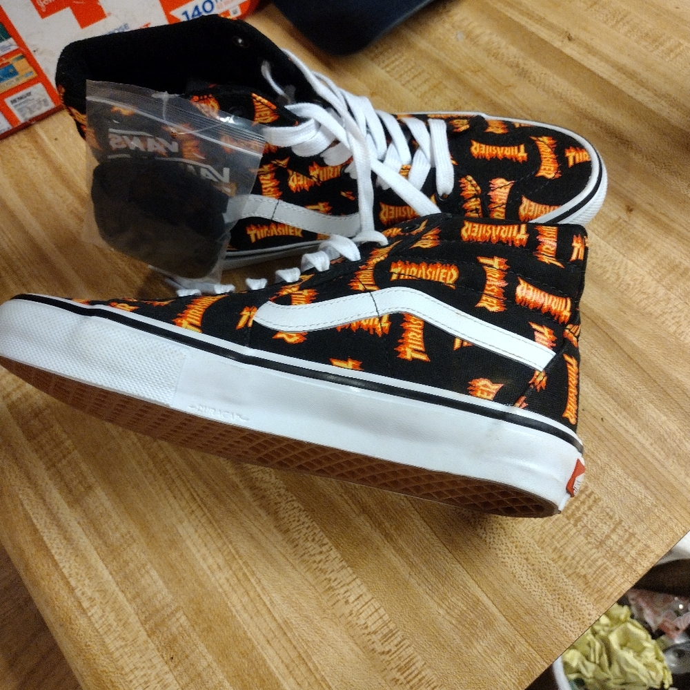 Van's Thrasher hi top
